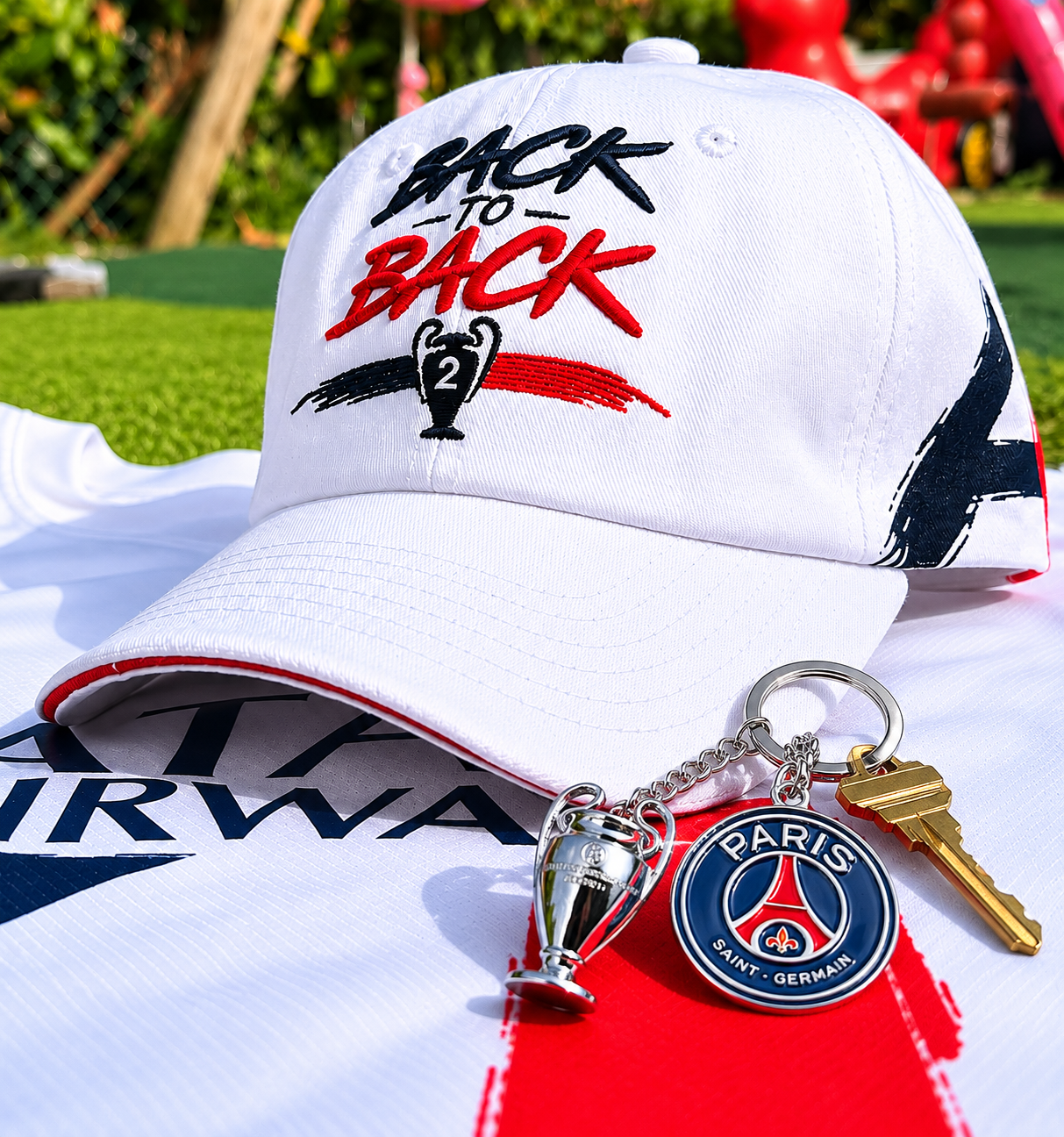 Pack Champion d’Europe – Casquette Back to Back + Porte-clé Collector 🔴🔵